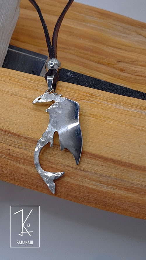 Findragon Evä - Teräskaulakoru