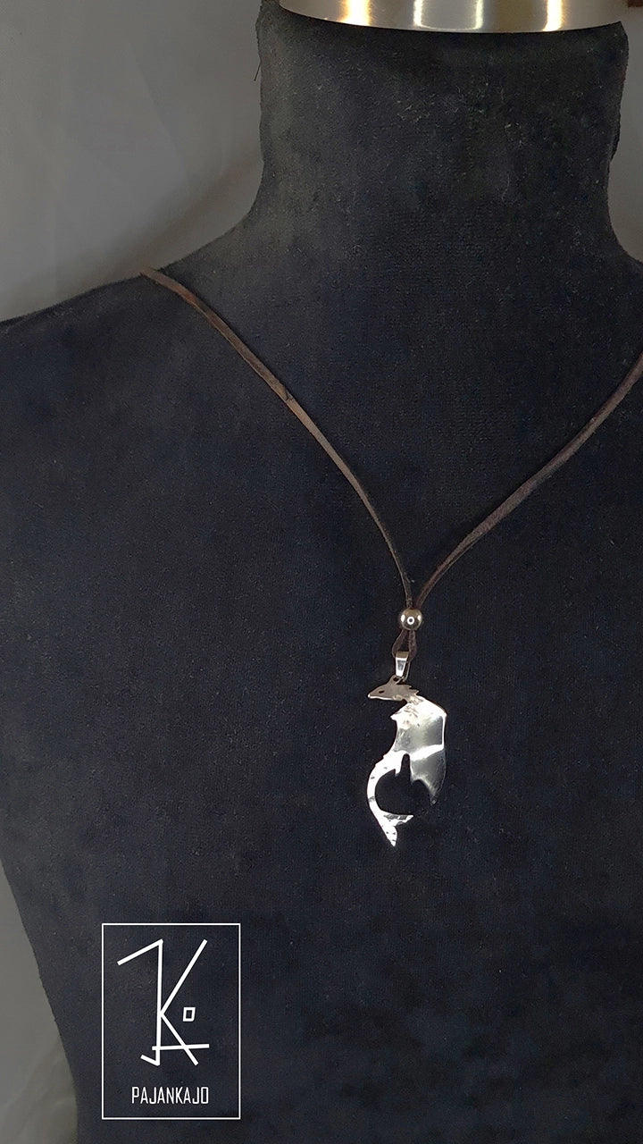 Findragon Evä - Teräskaulakoru