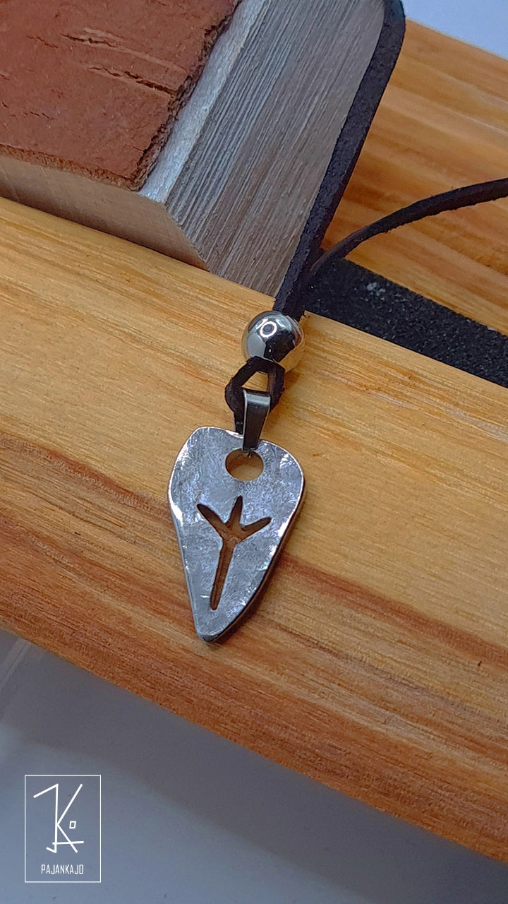 Algiz -Suojelus Riimu -teräskaulakoru