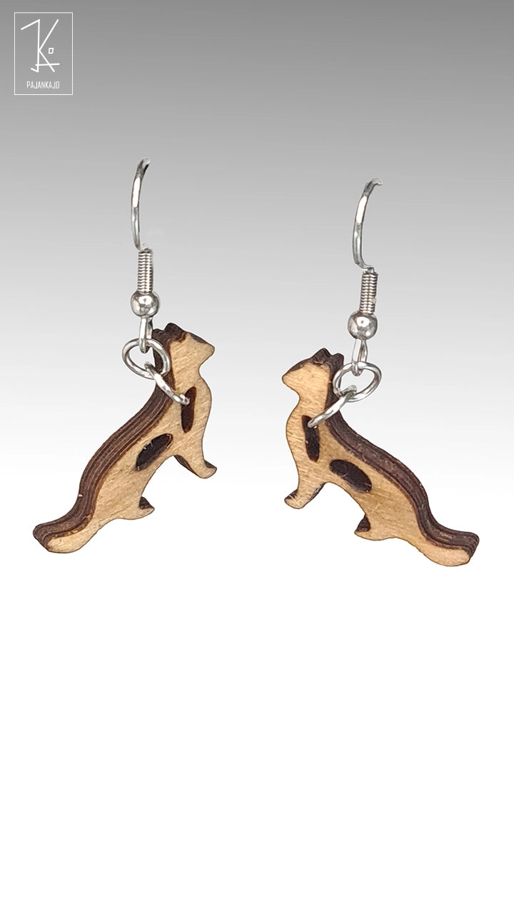 Kärppä - Puiset Korvakorut